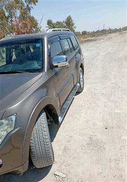 ميتسوبيشي باجيرو